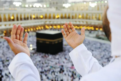 image for article Ultimate Guide to Hajj And Umrah 2025: Essential Tips For First-Time Pilgrims