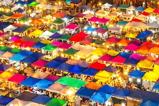 image for article Bangkok's Chatuchak Weekend Market Guide 2025: Best Tips, Halal Food & Shopping Hacks