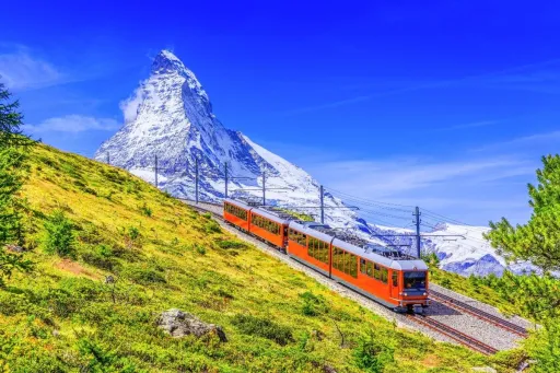 image for article 8 Fun Things to Do in Jungfraujoch – With Muslim-Friendly Travel Tips