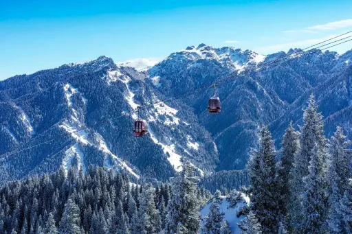 image for article Muslim Travel Guide to Snow Mountain Coaster in Xinjiang, China