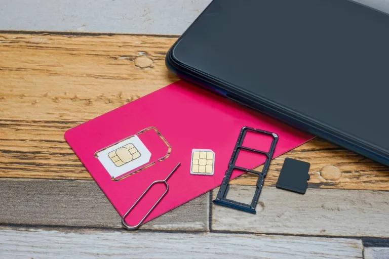 phone sim card@@inomasa | Canva Pro