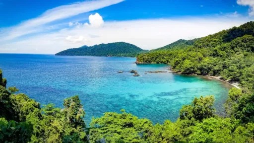 image for article 12 Must-Visit Destinations in Sabang, Indonesia For Muslim Travelers