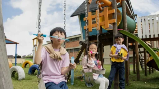 image for article A Guide to Kid-Friendly Spots in Osaka for a Family Trip
