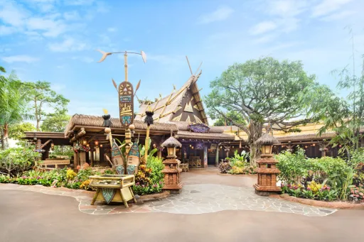image for article Muslim-Friendly Guide to Wayfinders’ Table, the New Halal Restaurant at Hong Kong Disneyland