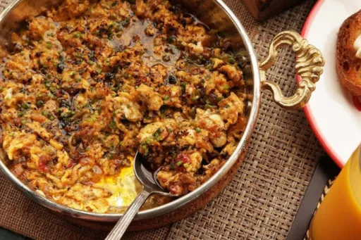 image for article What to Eat in Chabahar: The Best Local Dishes Every Muslim Visitor Should Try