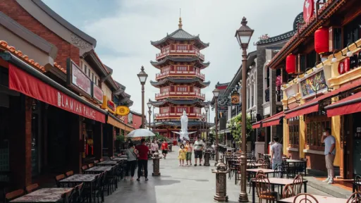 image for article 10 Best Hotels in PIK Jakarta for a Fun Family Staycation: Strategic & Stylish