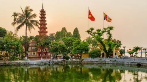 image for article Muslim-Friendly Travel in Hanoi Vietnam: Destinations, Halal Food, and Mosques