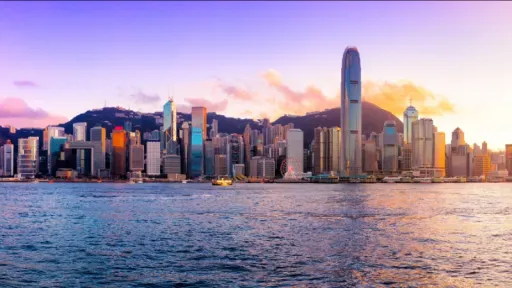 image for article The Ultimate Muslim Guide to Hong Kong: Mosques, Hotels, and Halal Culinary Delights