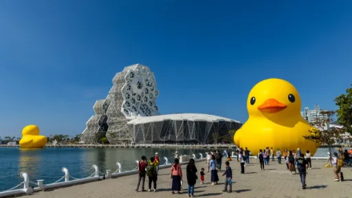 image for article Top Destinations in Kaohsiung for a Unique Muslim Holiday Adventure in Taiwan