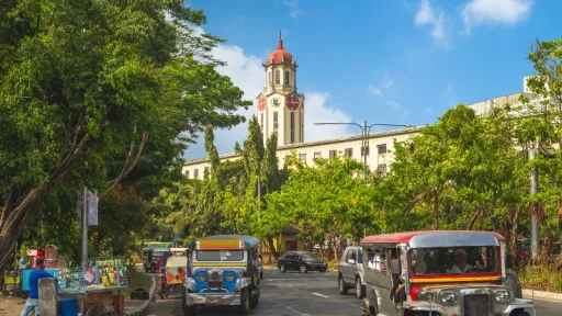 image for article A Complete Manila Travel Guide for Muslim Travelers: Hotels, Halal Eats, and Mosques