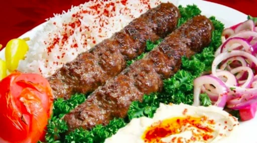image for article Halal Food in Madrid: 10 Places to Visit When You’re Hungry