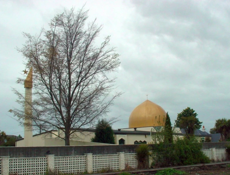 mosque new zealand muslim working holiday