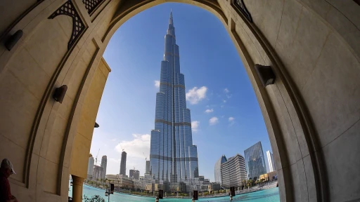 image for article Burj Khalifa and Dubai Skyscraper Residents Must Fast Longer During Ramadan