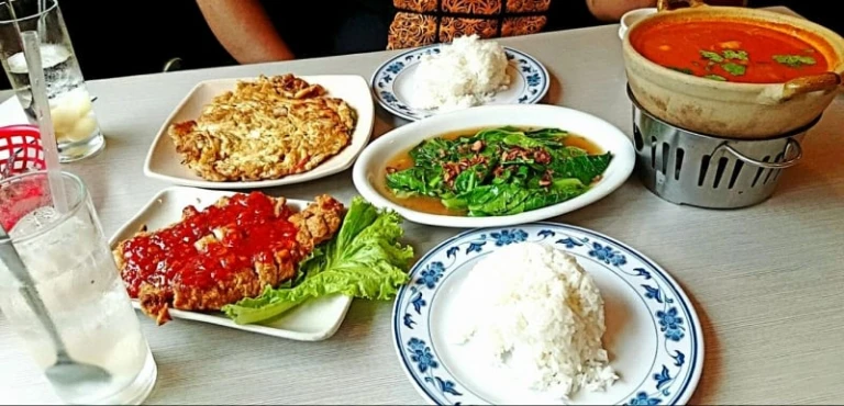 Nana Thai Restaurant