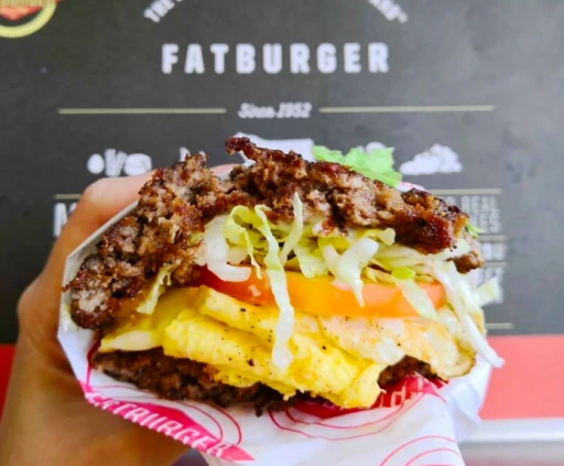image for article Fatburger Singapore Is Serving Up Halal Burgers, Hotdogs and More!