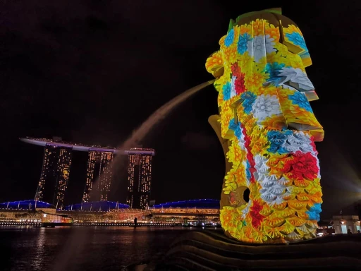image for article i Light Singapore 2019: 5 Must-See Light Installations This Year