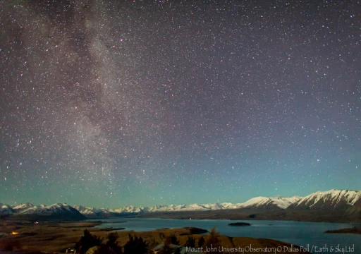 image for article Muslim Travel: 5 Stargazing Spots For You to Marvel At