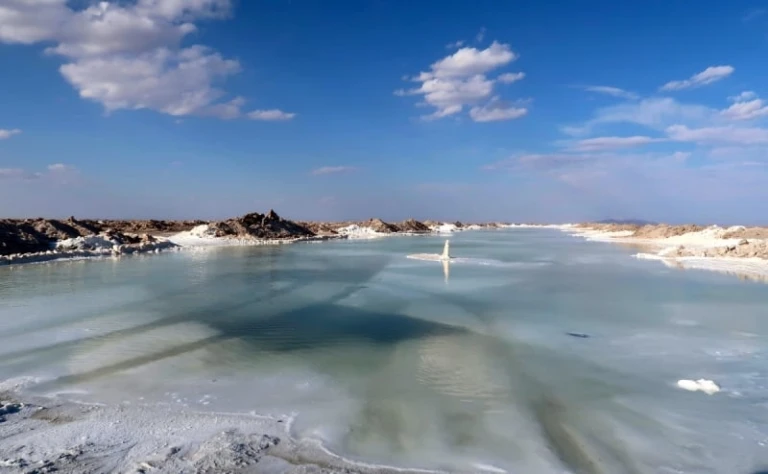 Varzaneh Salt Lakes