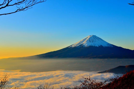 image for article Japan to Impose Mount Fuji Climbing Fee to Tackle Overtourism
